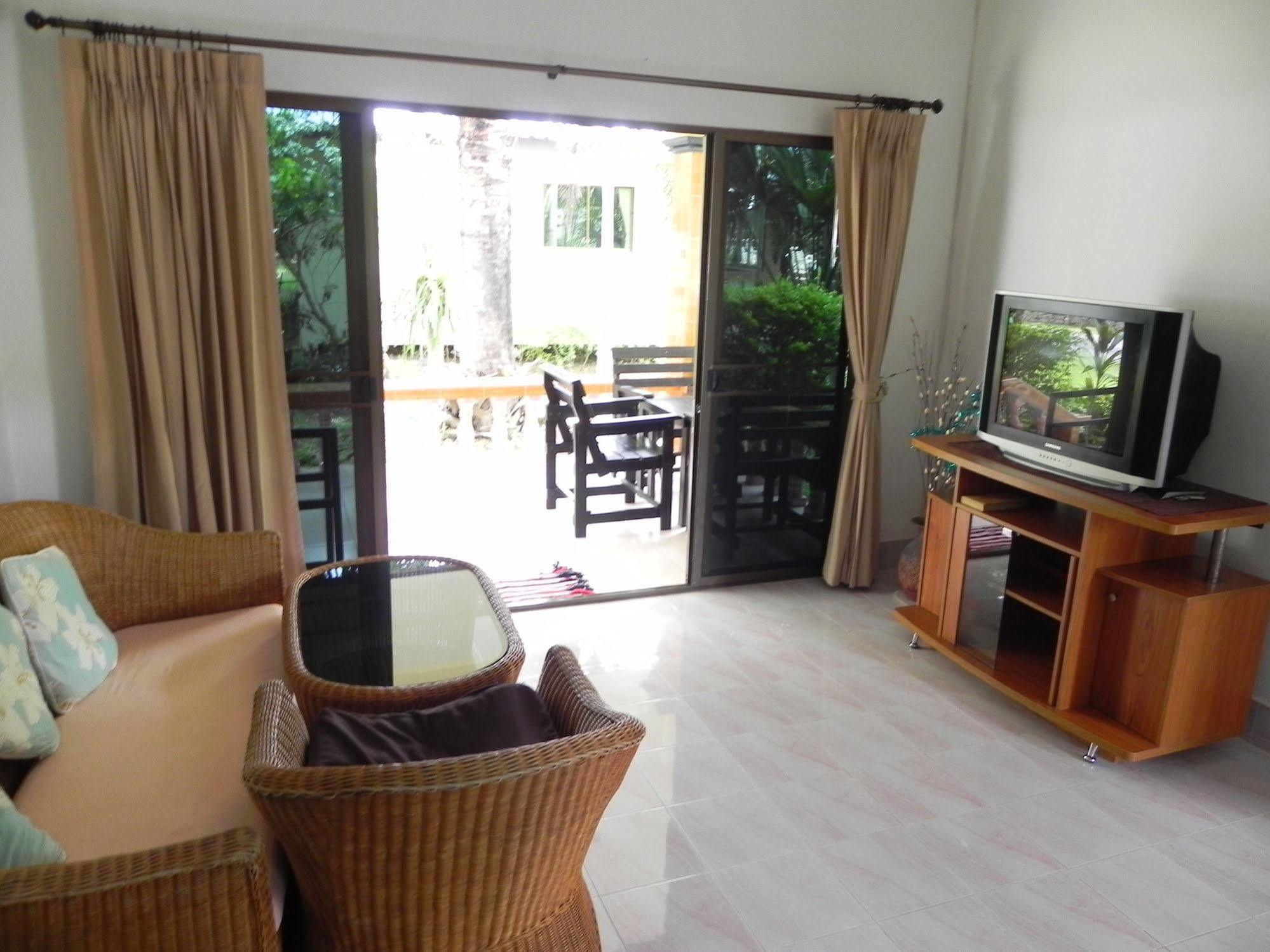 Naya Bungalow Rawai Экстерьер фото