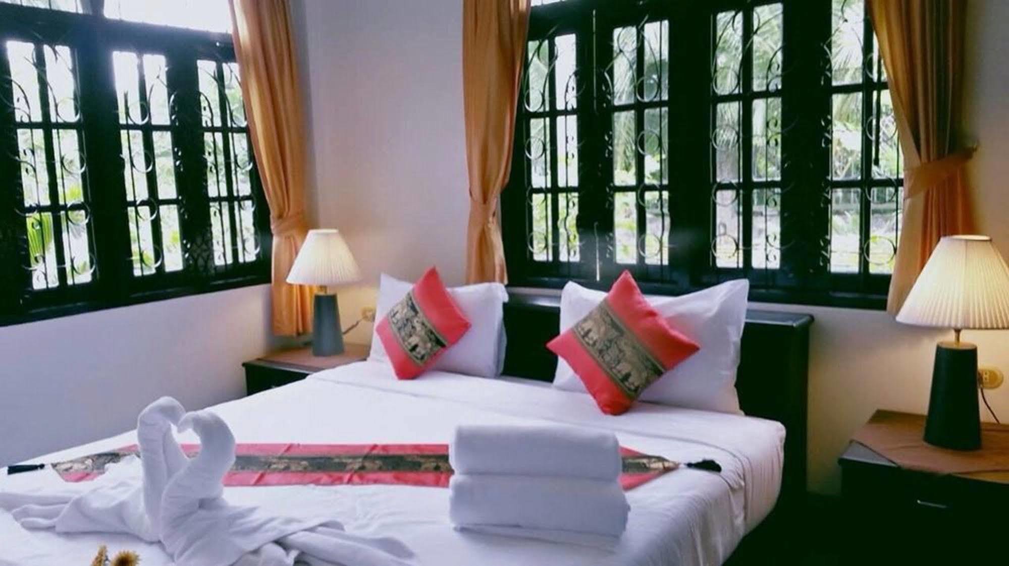 Naya Bungalow Rawai Экстерьер фото