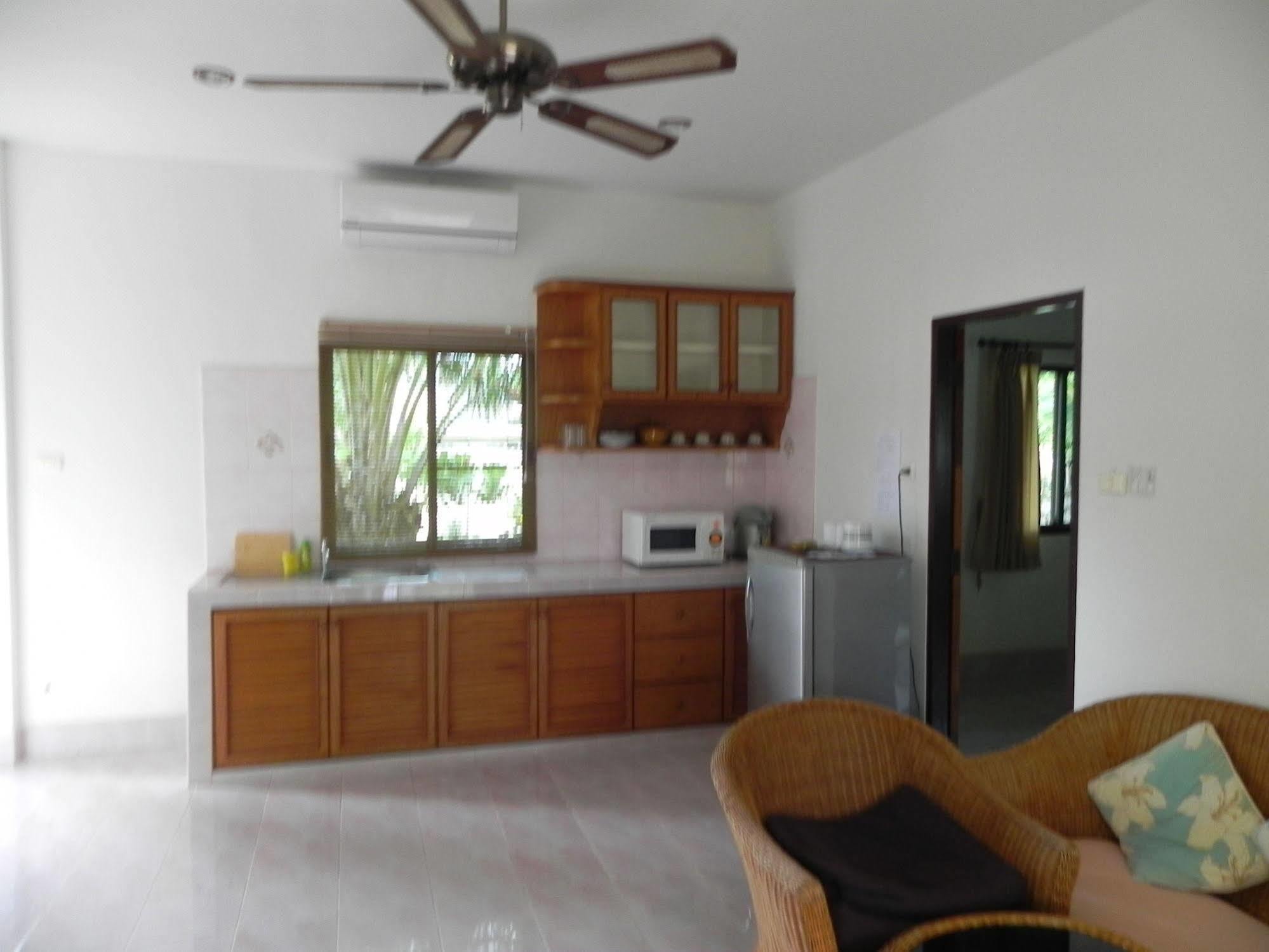 Naya Bungalow Rawai Экстерьер фото